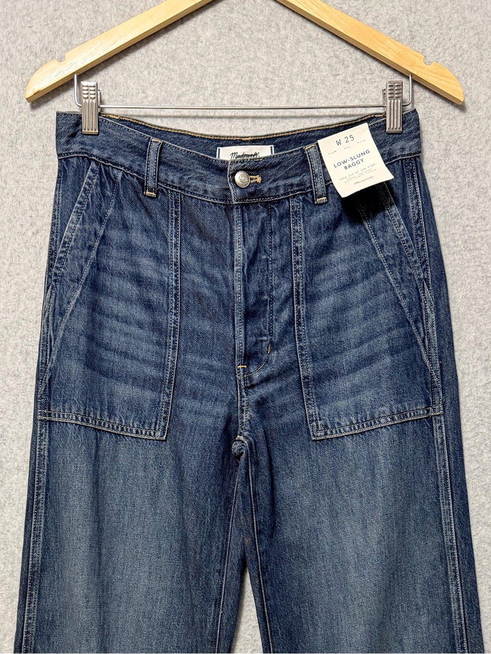 Madewell Low Slung Baggy Jeans in Airy Denim NWT Size 25 Wide Leg Full Length - Picture 5 of 10